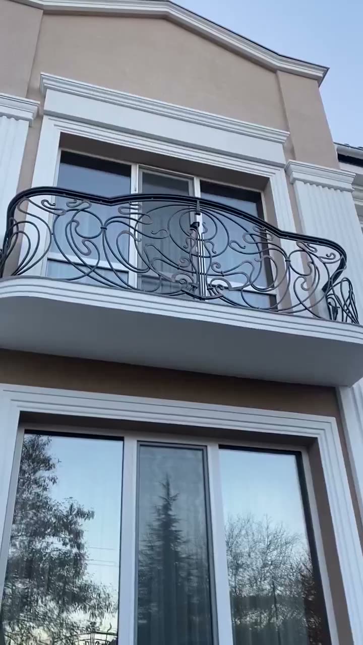 Кованые балконы
