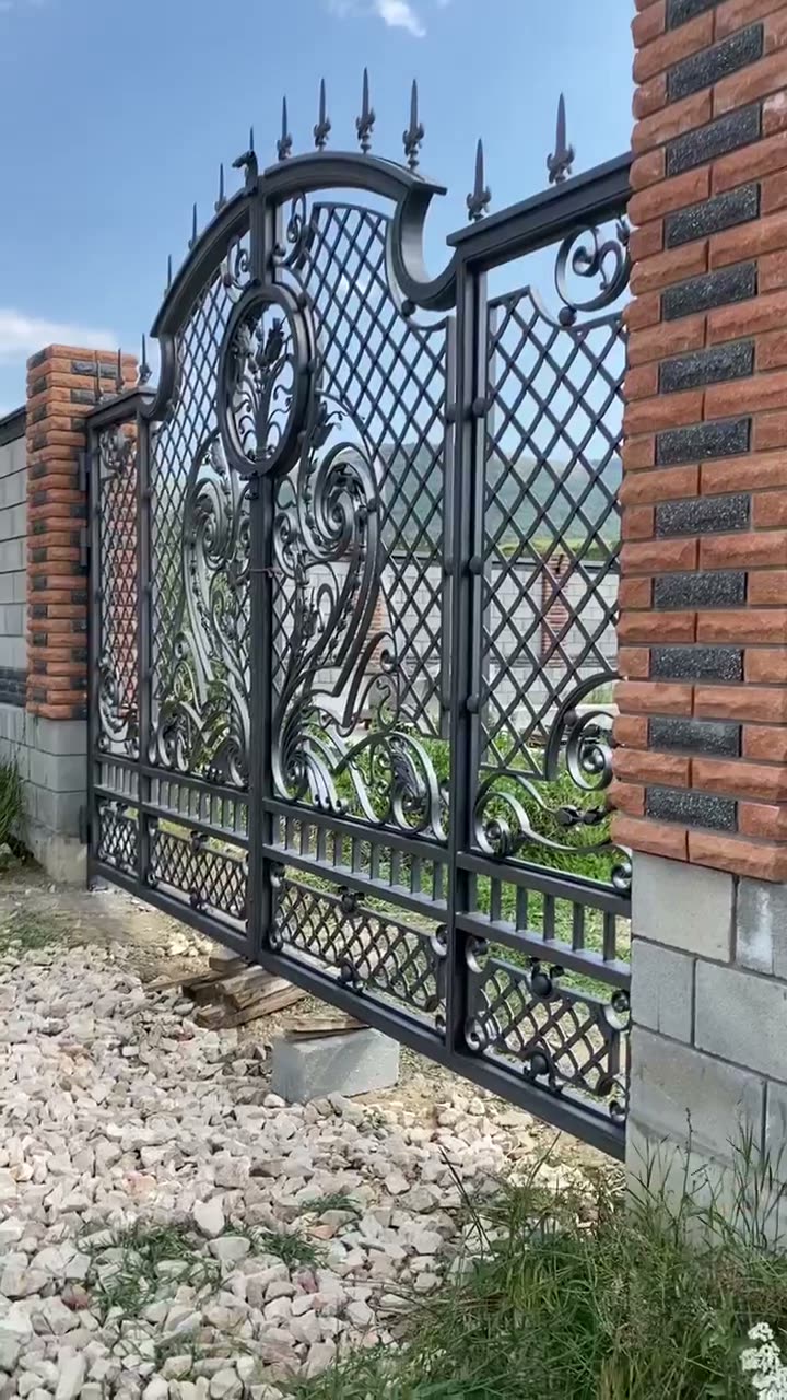 Кованые ворота